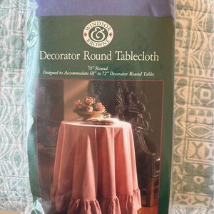 Windsor Browne Decorator Round Tablecloth - Blue -70” round